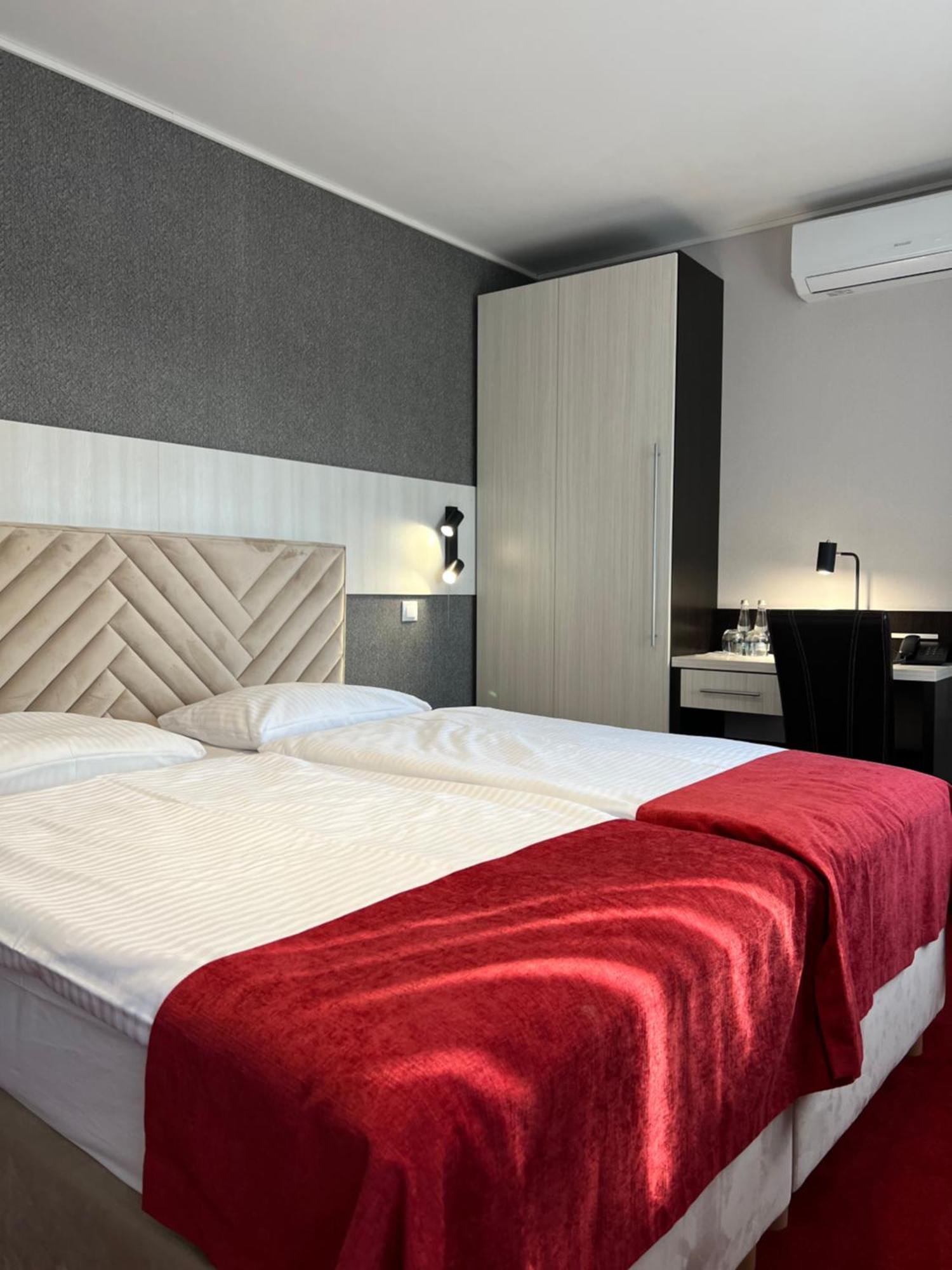 Hotel Olimp Prudnik Luaran gambar